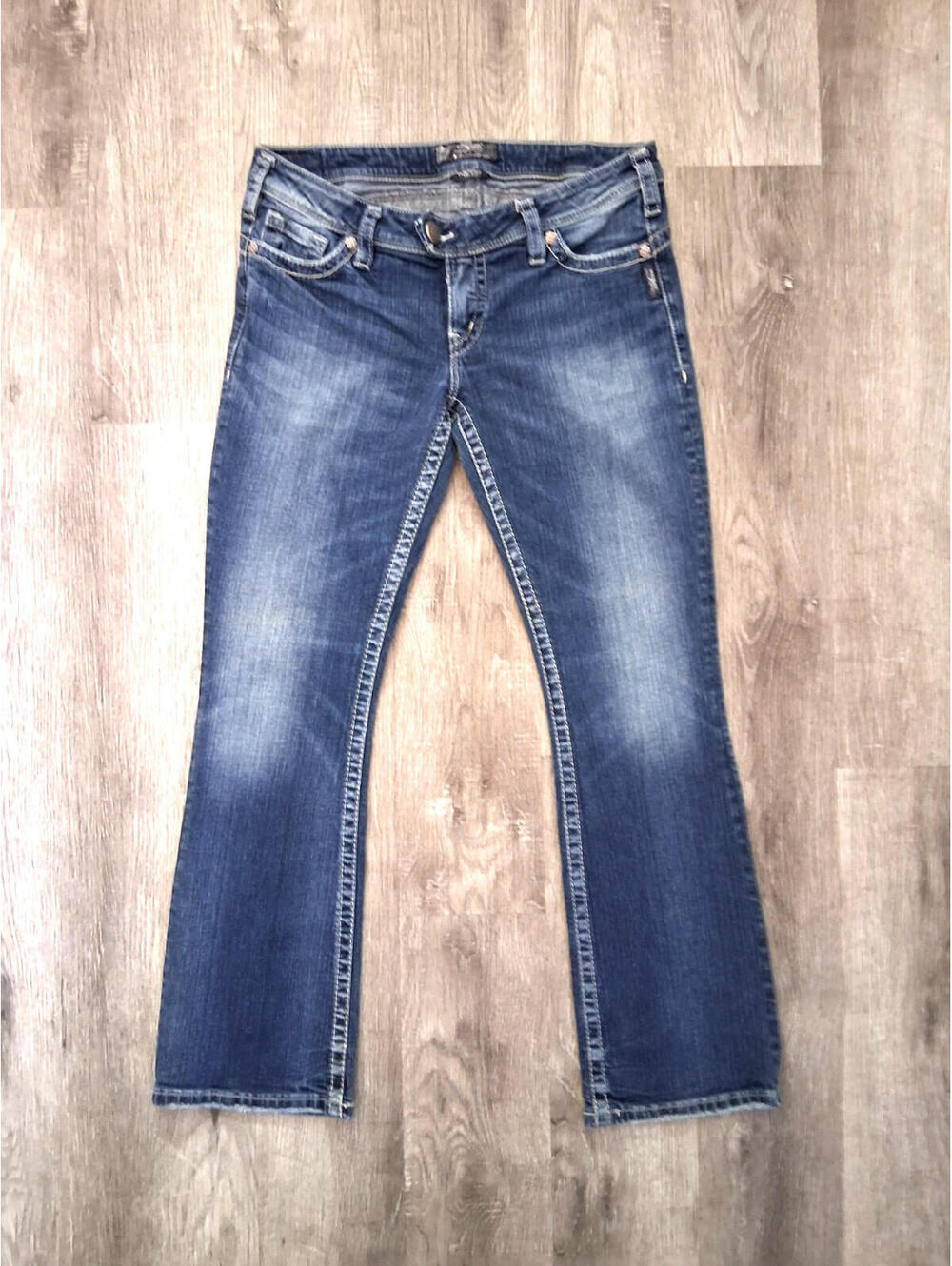 Y2K Silver Jeans Tuesday Woman's Size 12, 31x30 Low-Rise Slim Fit Boot Cut Denim